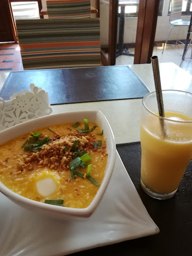 Cafe Mamia