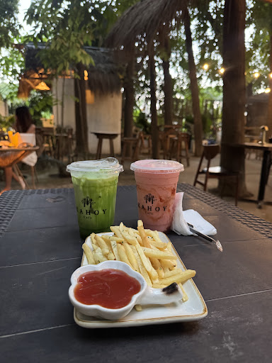 Kahoy Cafe