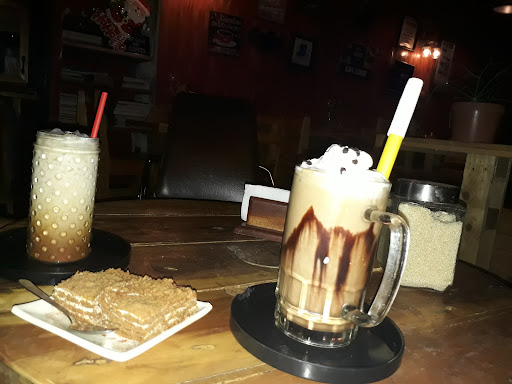 Kapenglumad & Coffeeteria