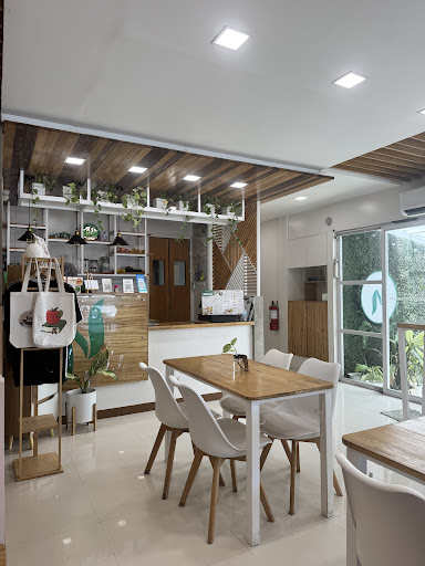 Nanay Sue's Healthy Shack