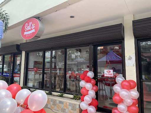 Sol's Halo Halo and Desserts Ormoc