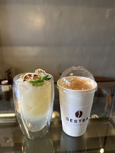 Sestra Café