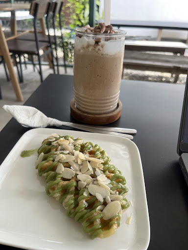 Slowdays Cafe