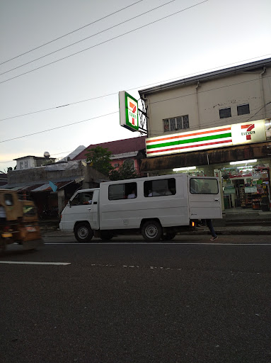 7-Eleven 2571 TNHS Tabaco Albay